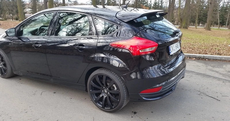 Ford Focus cena 65900 przebieg: 71100, rok produkcji 2018 z Rzeszów małe 742